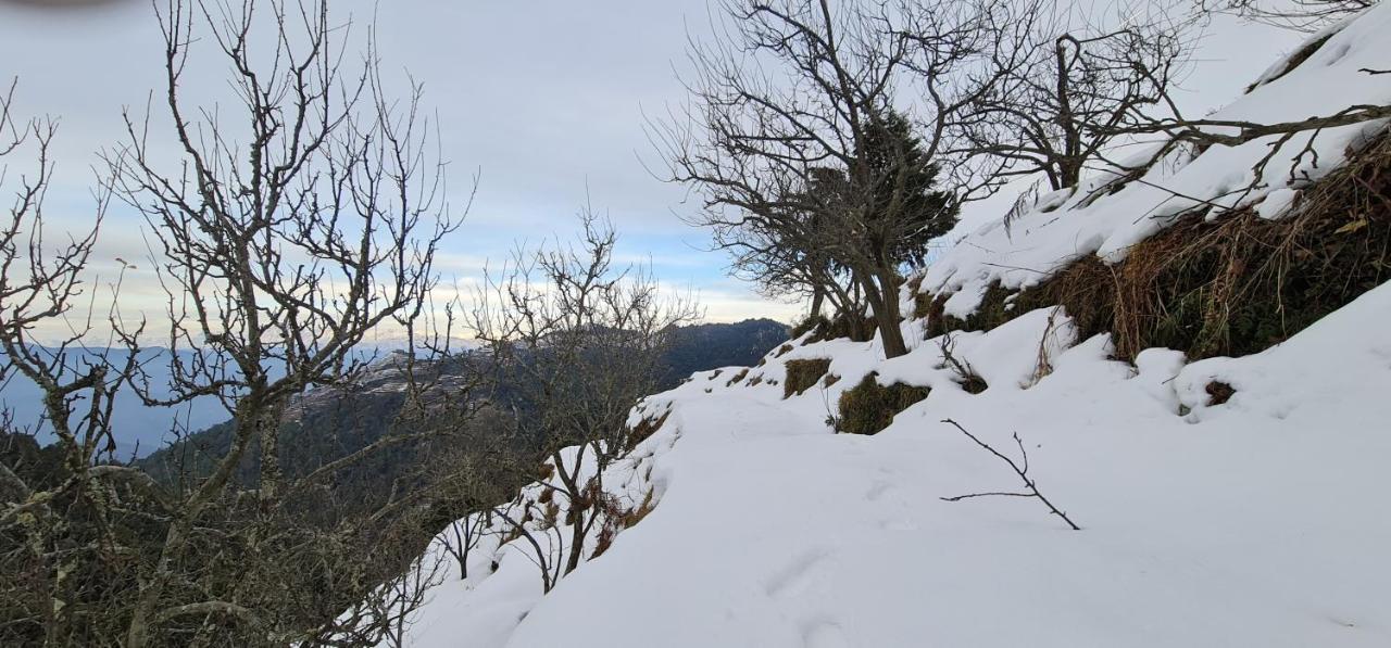 The Kanatal Arbour Канатал Екстериор снимка